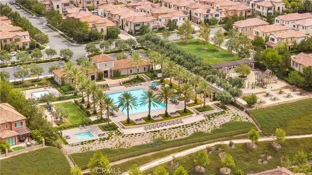 146 Dolci Irvine, CA 92602