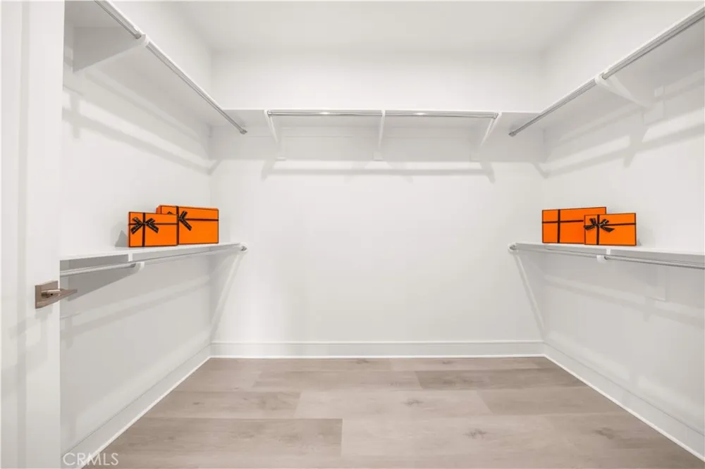 146 Dolci Irvine, CA 92602