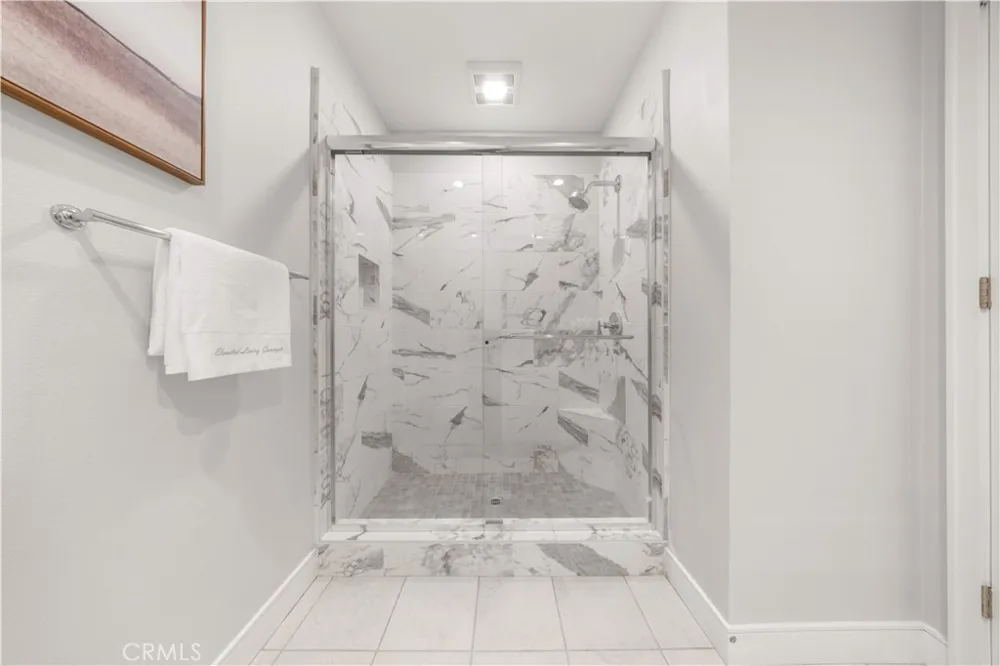 146 Dolci Irvine, CA 92602