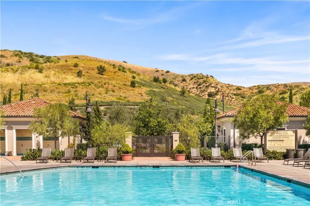 146 Dolci Irvine, CA 92602
