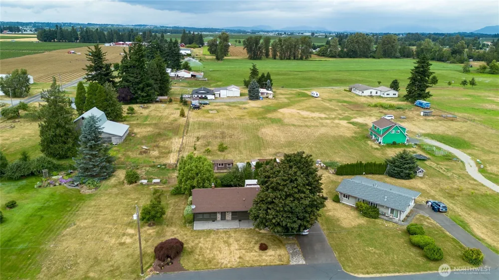 1724 Haveman Road Lynden, WA 98264