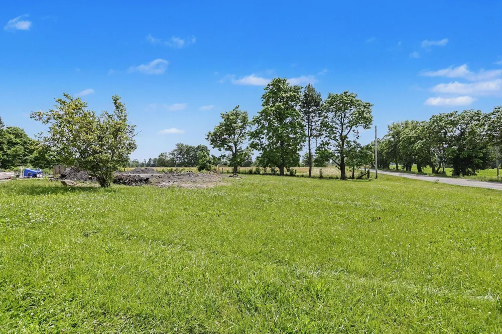 5141 Park Road Eau Claire, MI 49111