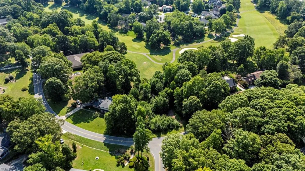 4929 Edinborough Road Greensboro, NC 27406