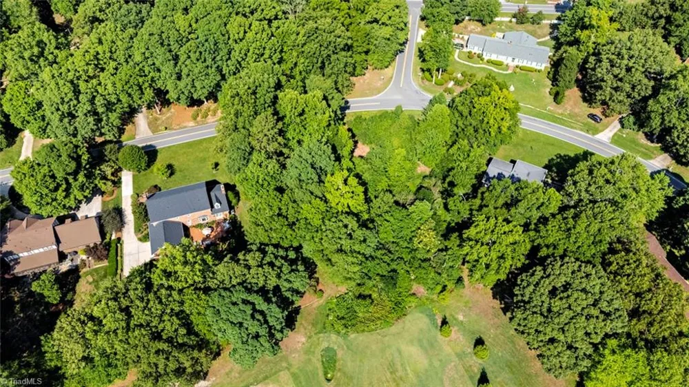 4929 Edinborough Road Greensboro, NC 27406