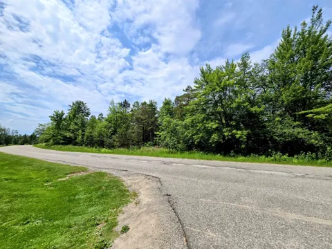 267 Pineview Drive