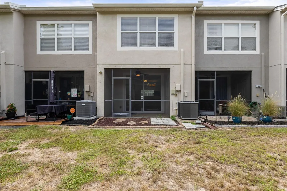 10445 WESTPARK PRESERVE BOULEVARD Tampa, FL 33625