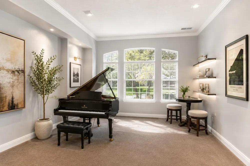 341 VERACLIFF COURT Oviedo, FL 32765