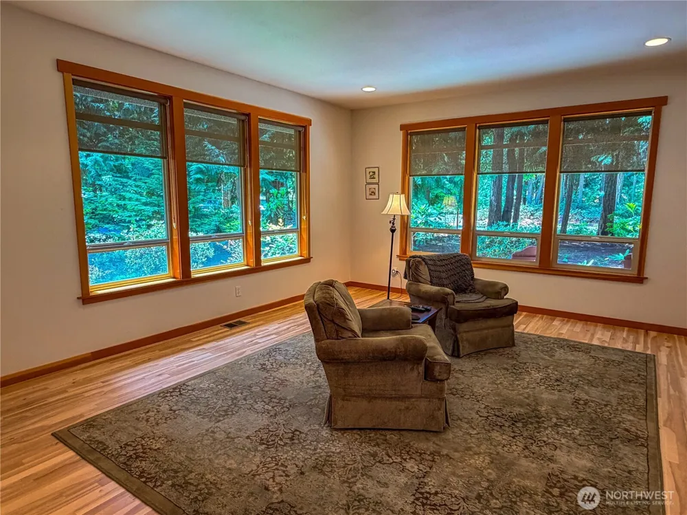 460 Pinecrest Port Townsend, WA 98368