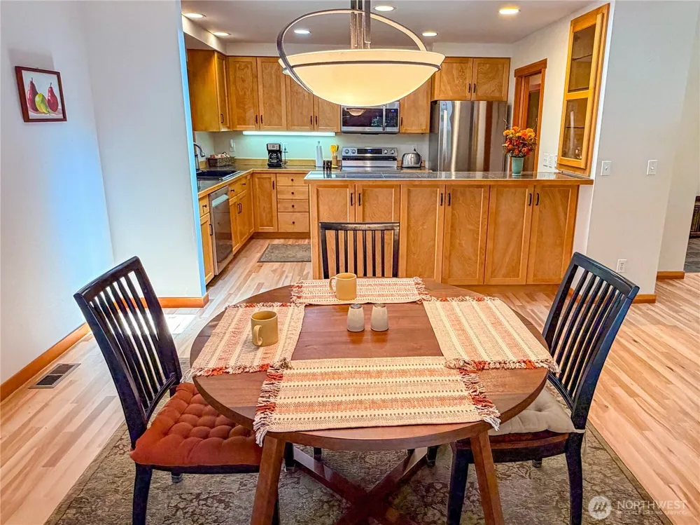 460 Pinecrest Port Townsend, WA 98368