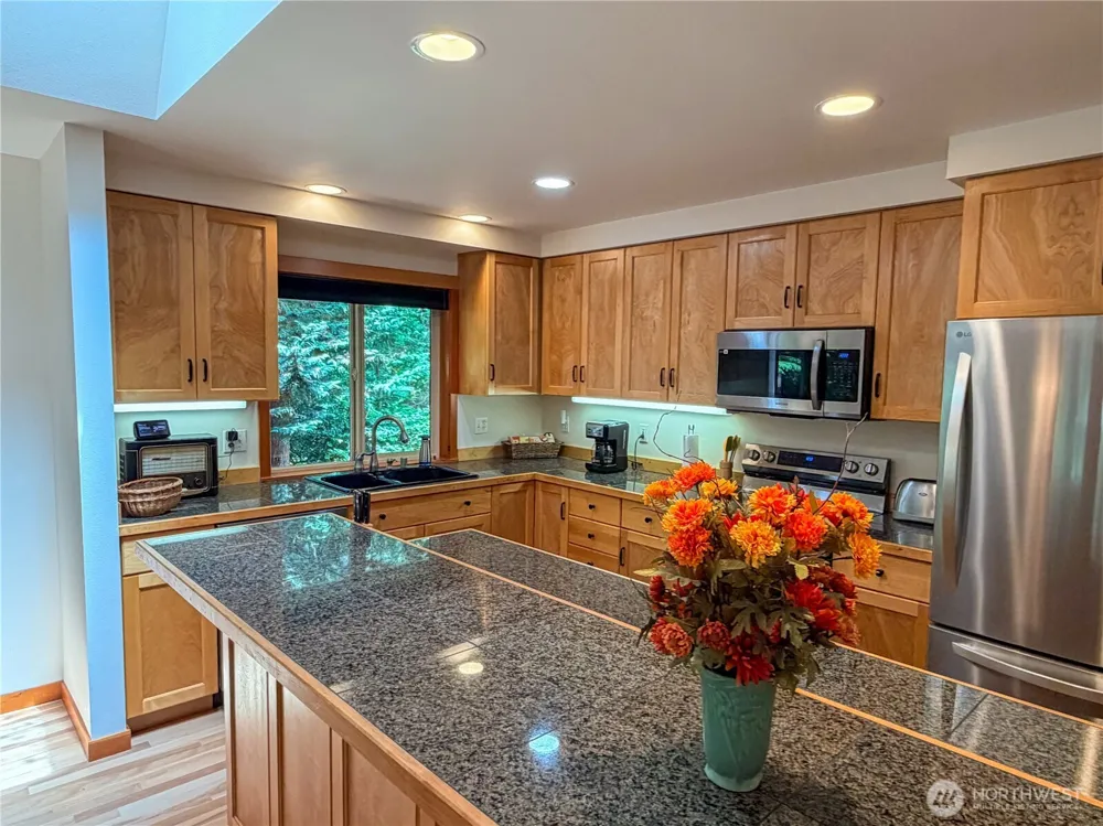 460 Pinecrest Port Townsend, WA 98368