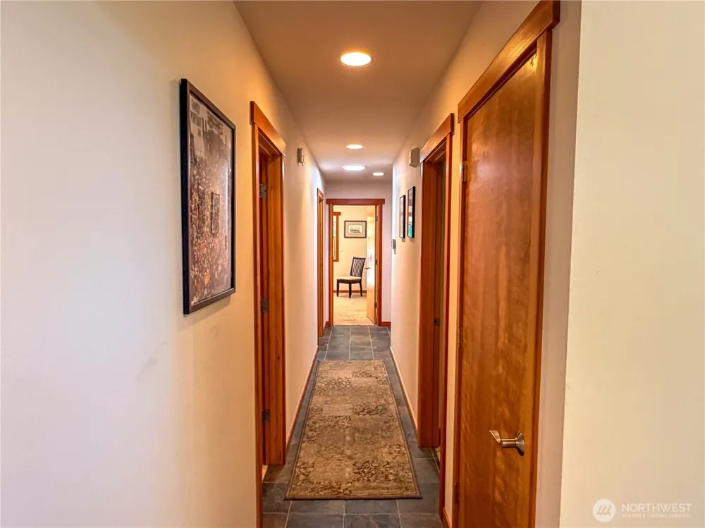 460 Pinecrest Port Townsend, WA 98368