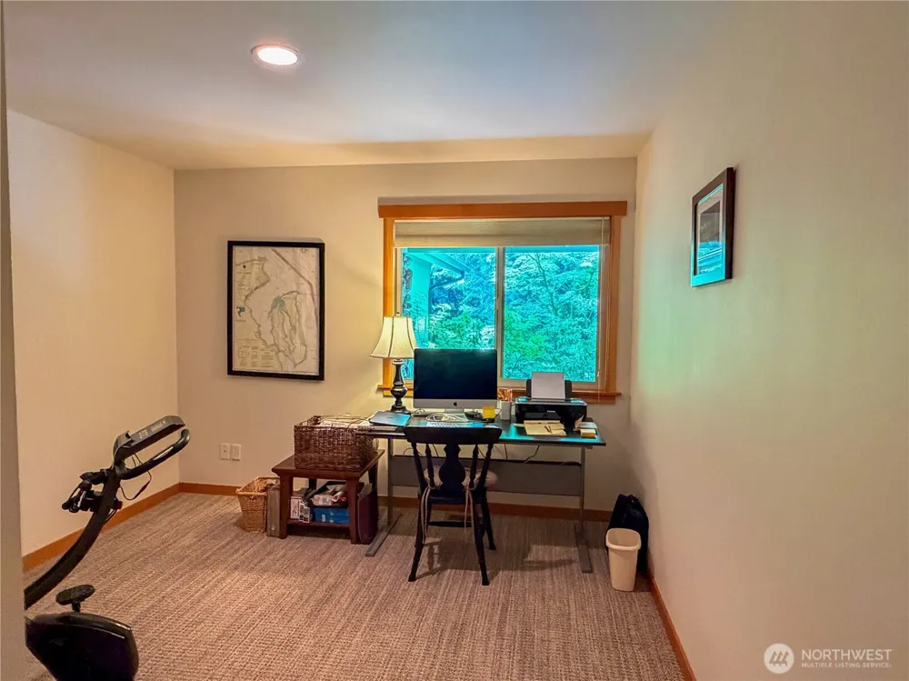 460 Pinecrest Port Townsend, WA 98368