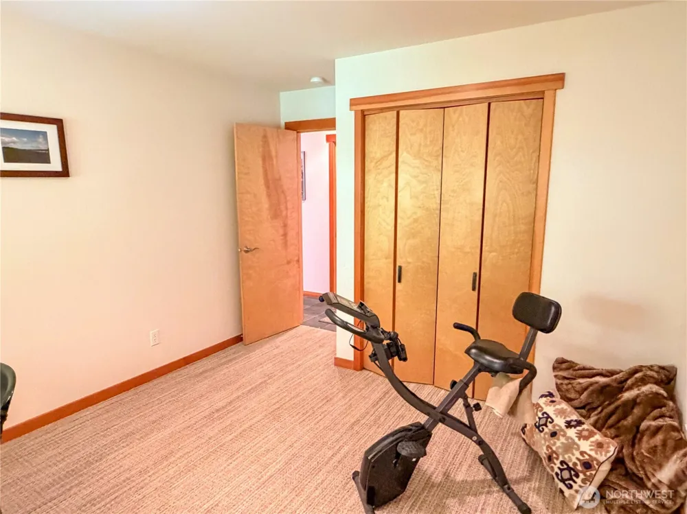 460 Pinecrest Port Townsend, WA 98368