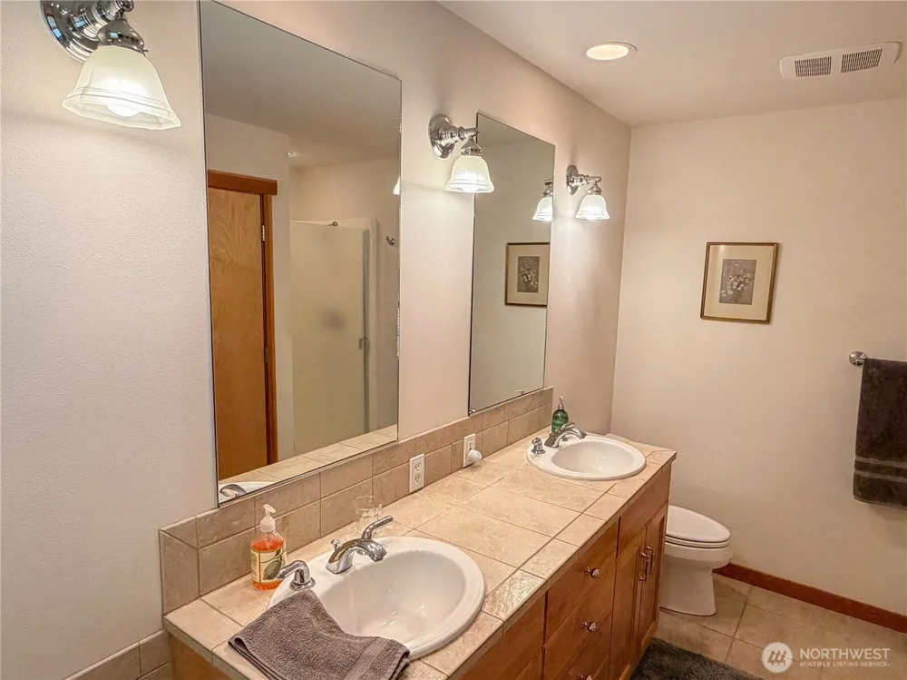 460 Pinecrest Port Townsend, WA 98368