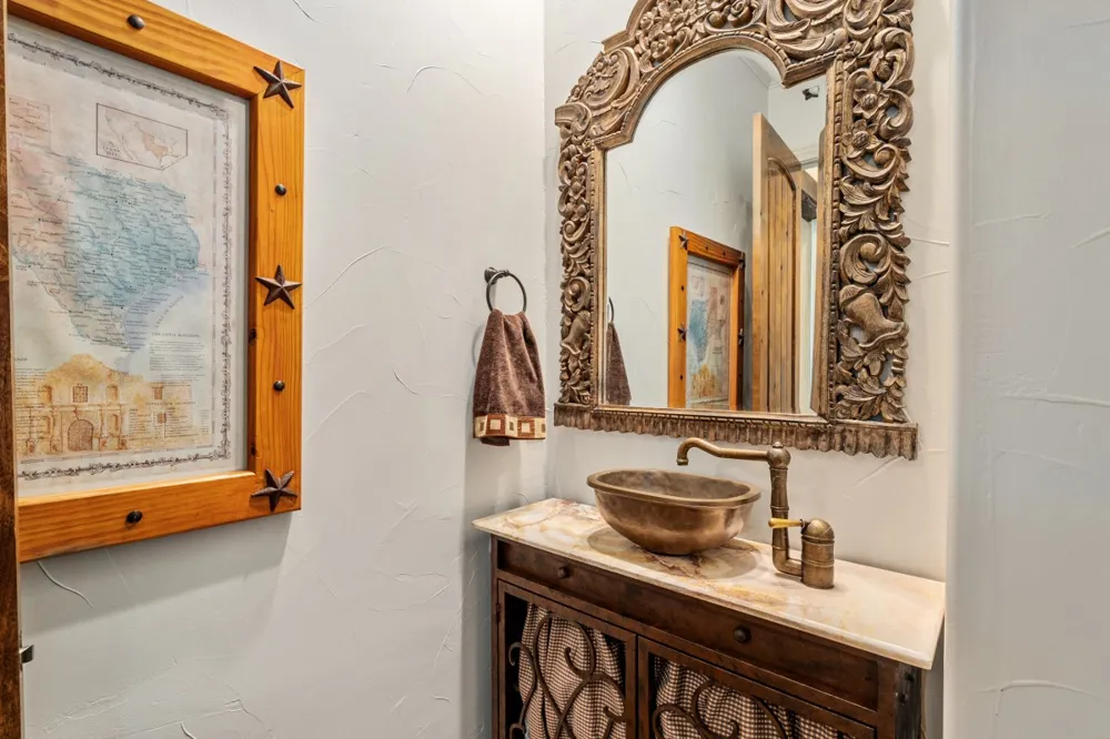 172 Enchanted Drive Enchanted Oaks, TX 75156
