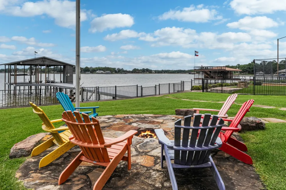 172 Enchanted Drive Enchanted Oaks, TX 75156