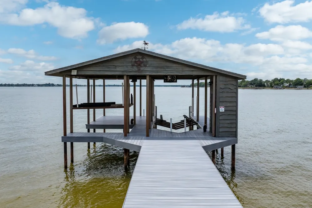 172 Enchanted Drive Enchanted Oaks, TX 75156