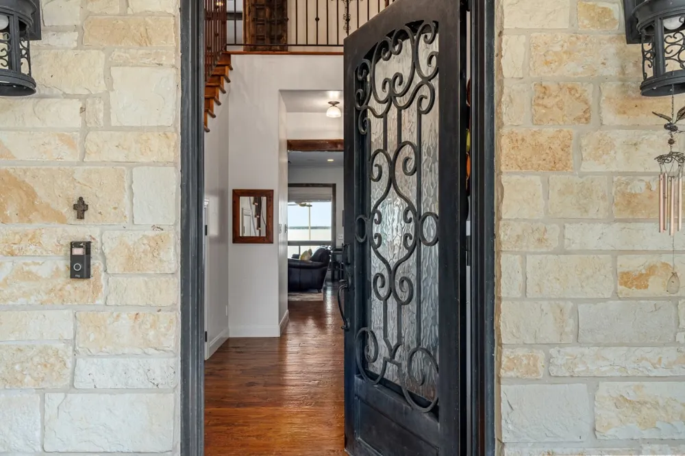 172 Enchanted Drive Enchanted Oaks, TX 75156