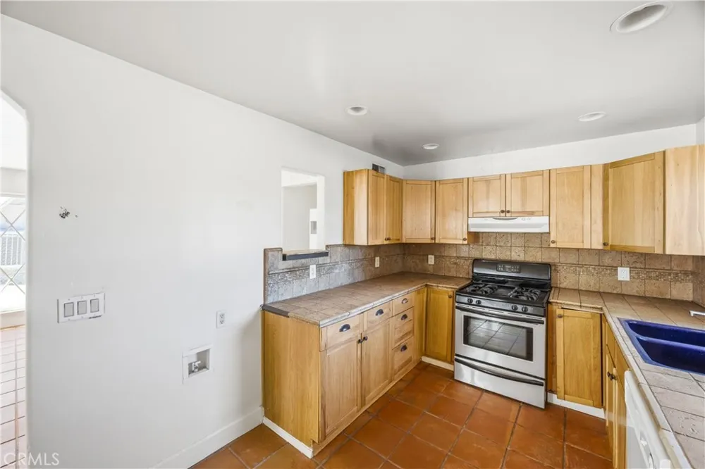 25567 Main Barstow, CA 92311