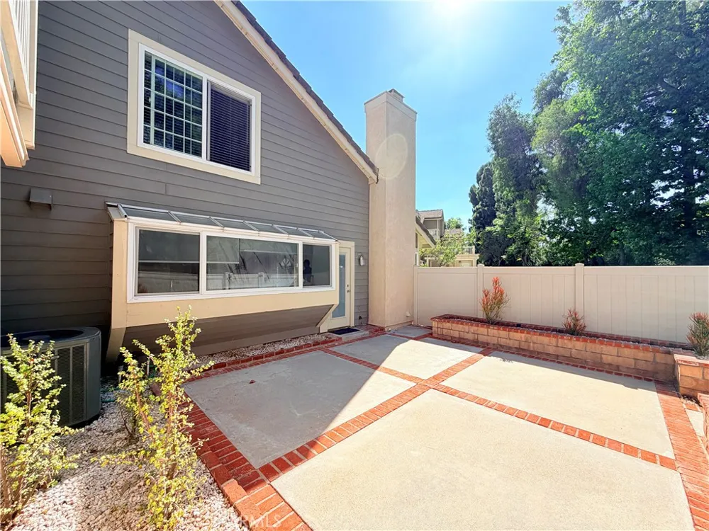 20783 E Crest Walnut, CA 91789