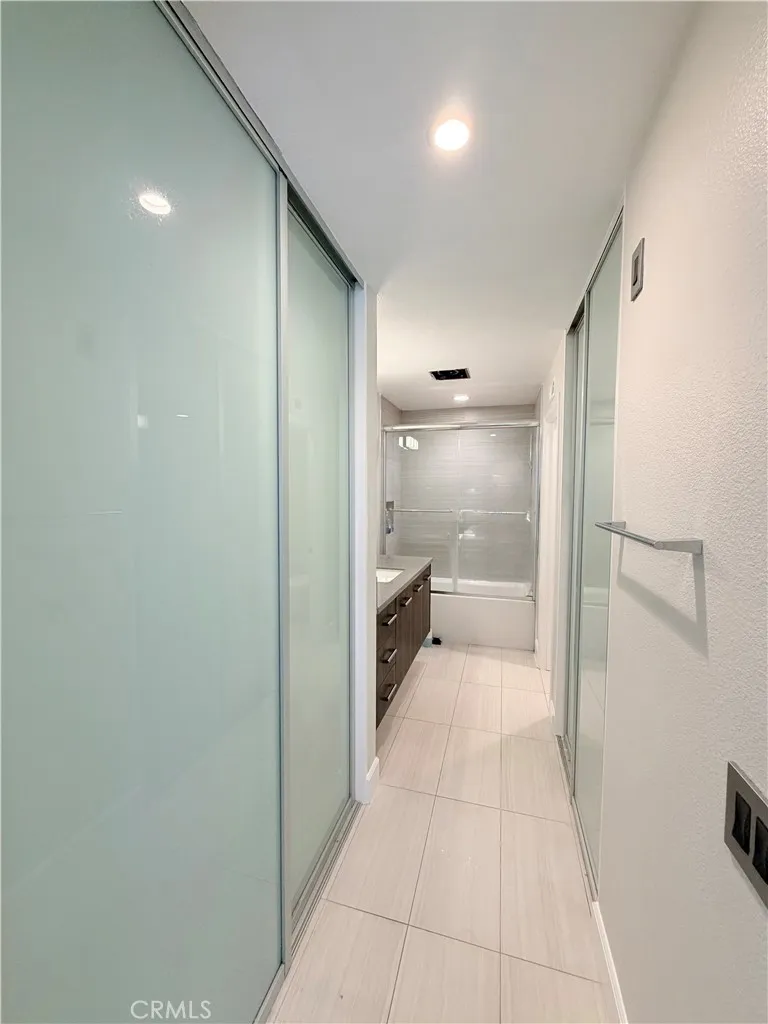 20783 E Crest Walnut, CA 91789