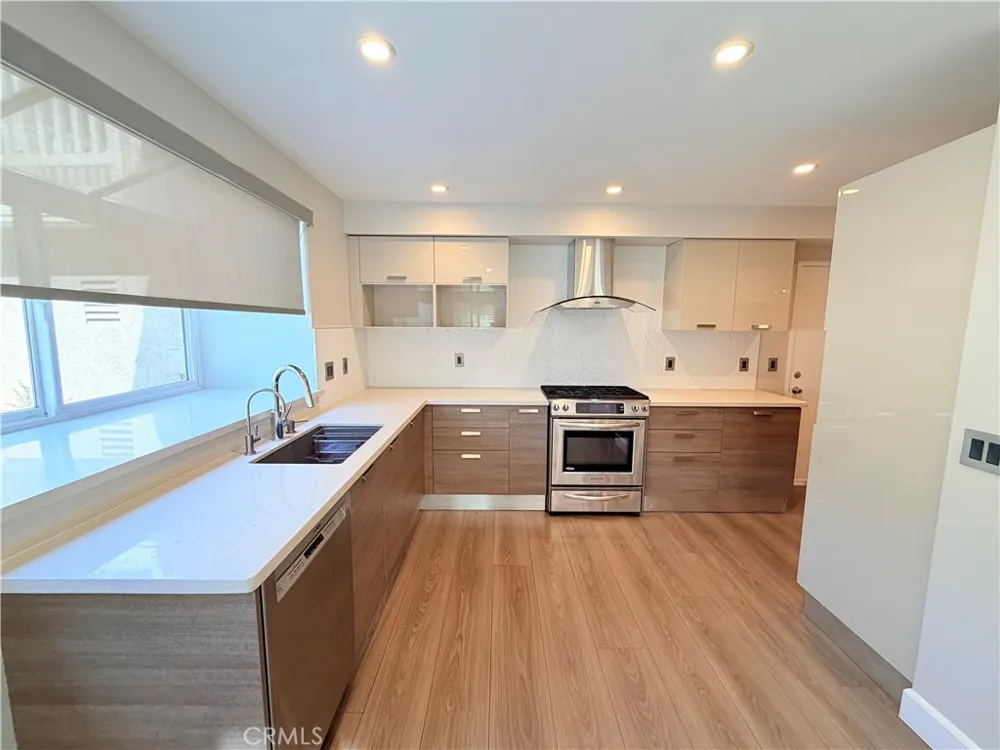 20783 E Crest Walnut, CA 91789