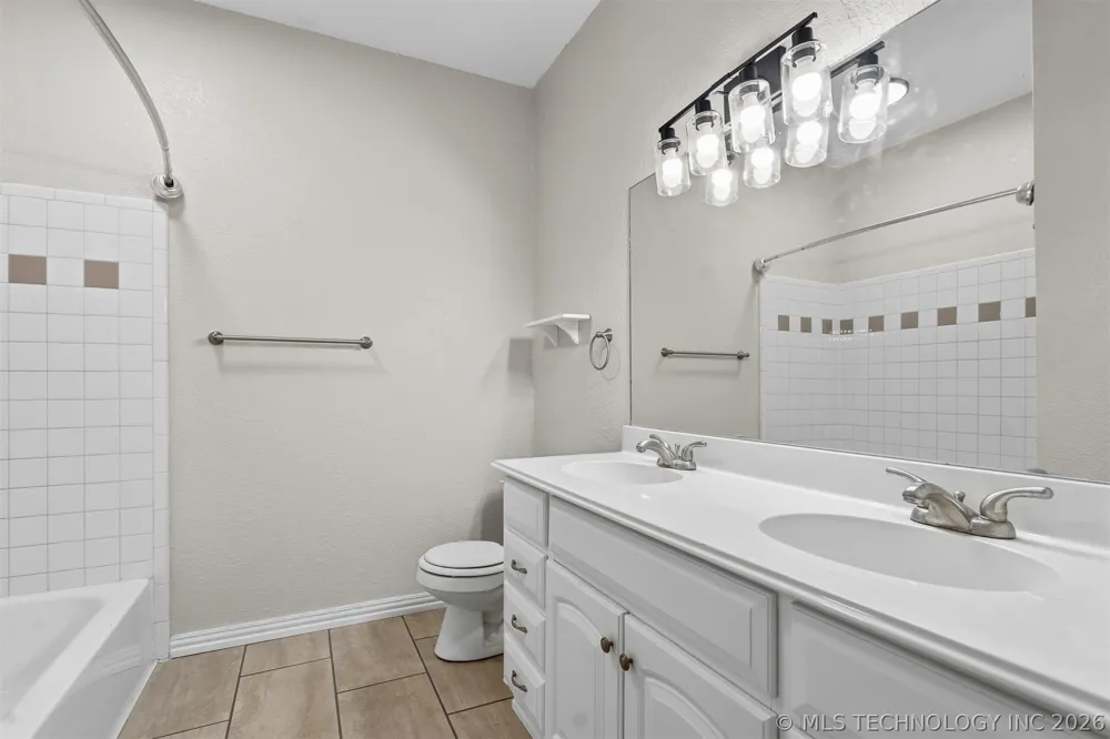 708 Franklin Court Ardmore, OK 73401