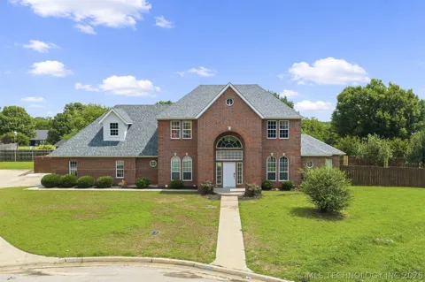 708 Franklin Court