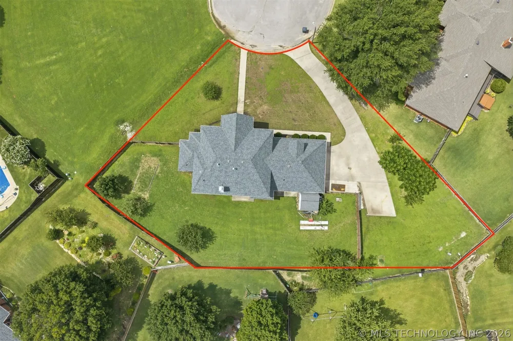 708 Franklin Court Ardmore, OK 73401