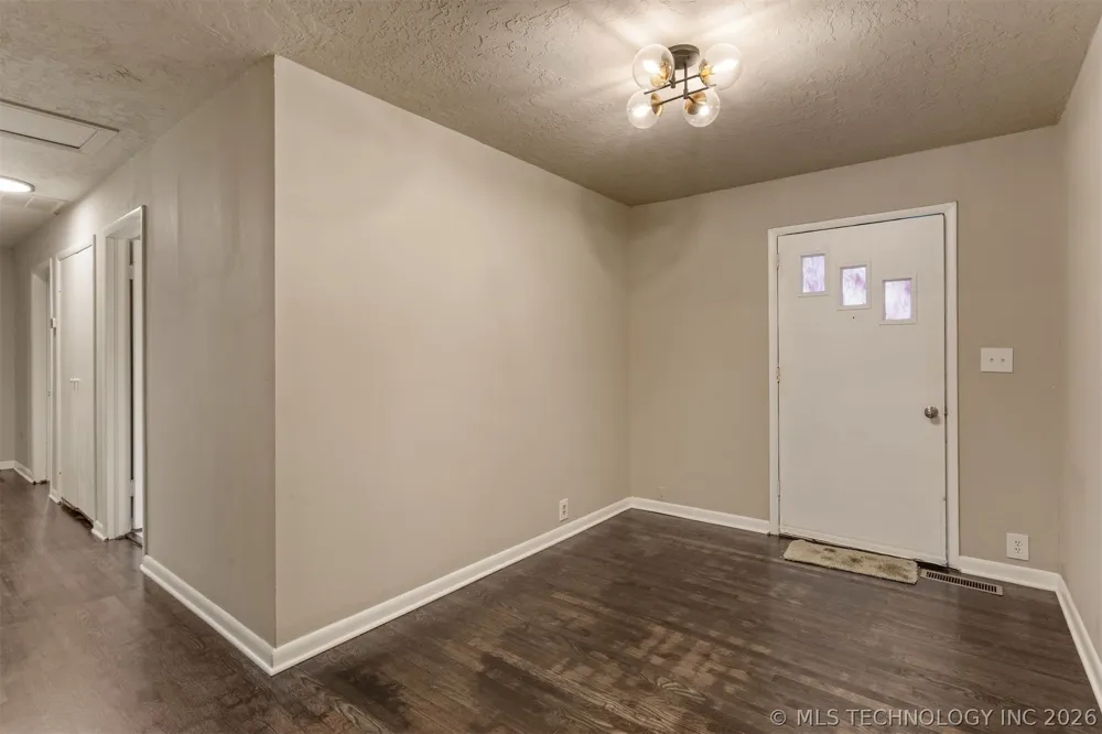 726 Florence Avenue Claremore, OK 74017