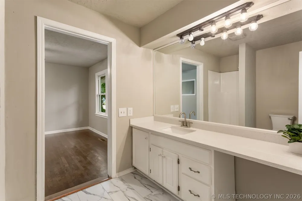 726 Florence Avenue Claremore, OK 74017