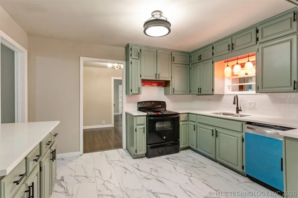 726 Florence Avenue Claremore, OK 74017