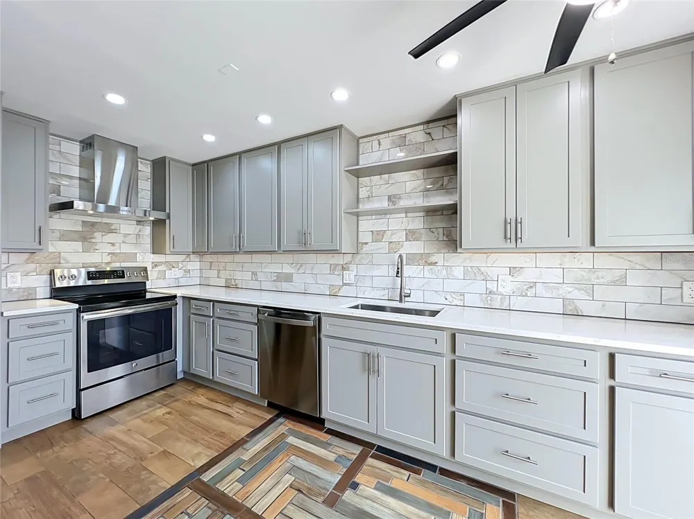 2305 SUN VALLEY CIR, WINTER PARK, FL 32792 Winter Park, FL 32792