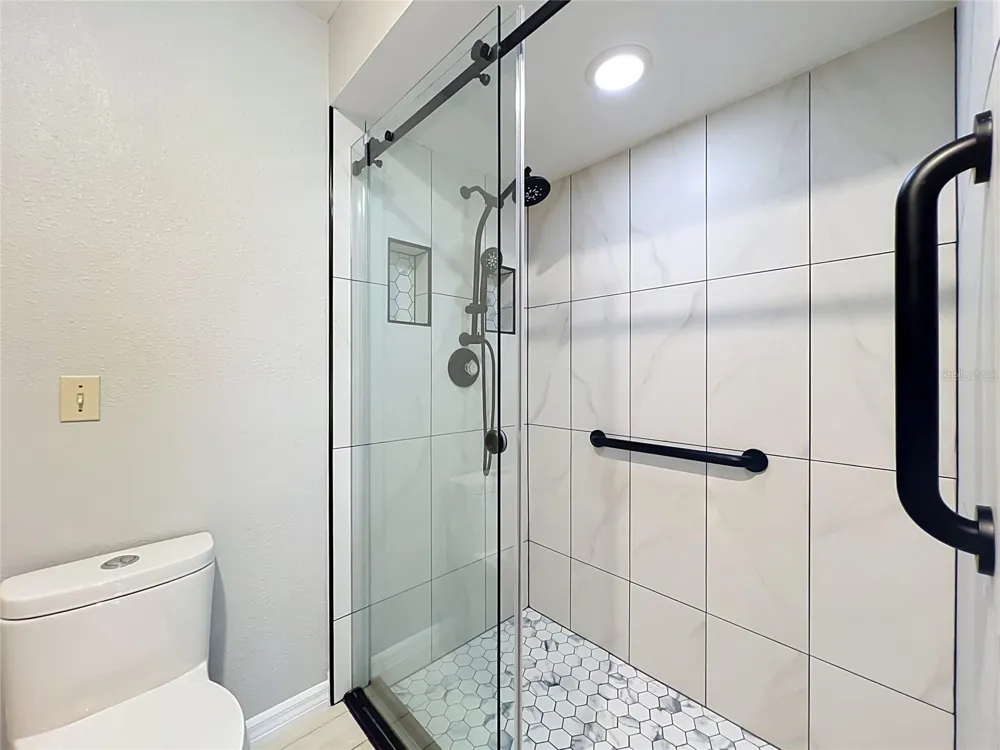 2305 SUN VALLEY CIR, WINTER PARK, FL 32792 Winter Park, FL 32792