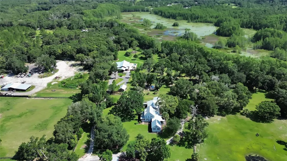 900 E KICKLIGHTER (5 +- ACRES) ROAD Lake Helen, FL 32744