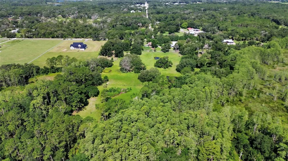 900 E KICKLIGHTER (5 +- ACRES) ROAD Lake Helen, FL 32744
