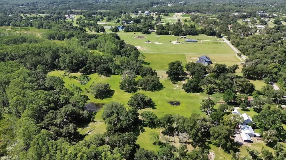 900 E KICKLIGHTER (5 +- ACRES) ROAD Lake Helen, FL 32744
