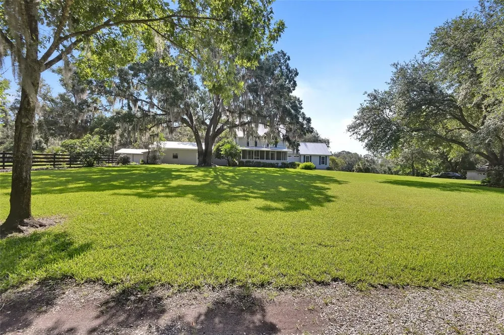 900 E KICKLIGHTER (5 +- ACRES) ROAD Lake Helen, FL 32744