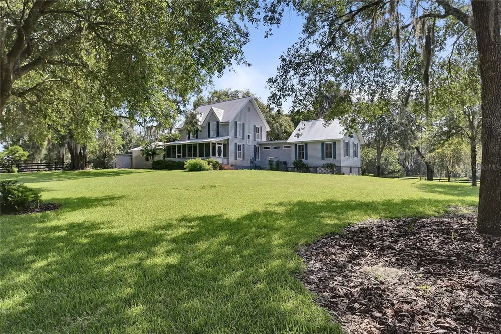 900 E KICKLIGHTER (5 +- ACRES) ROAD Lake Helen, FL 32744