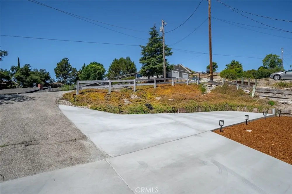 4595 Estrada ave Atascadero, CA 93422