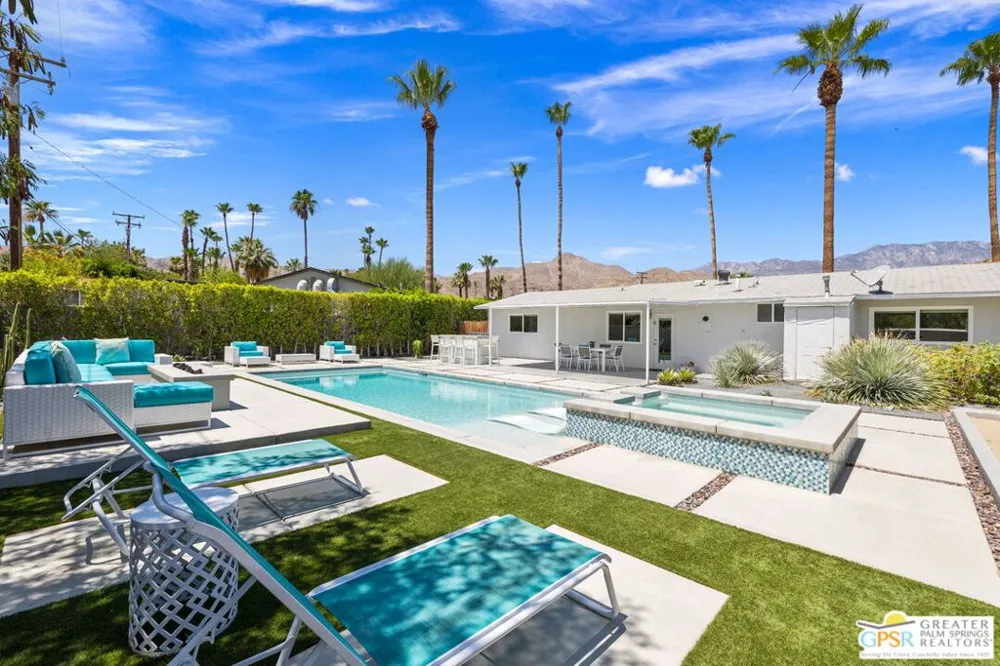 37512 Bankside Drive Cathedral City, CA 92234