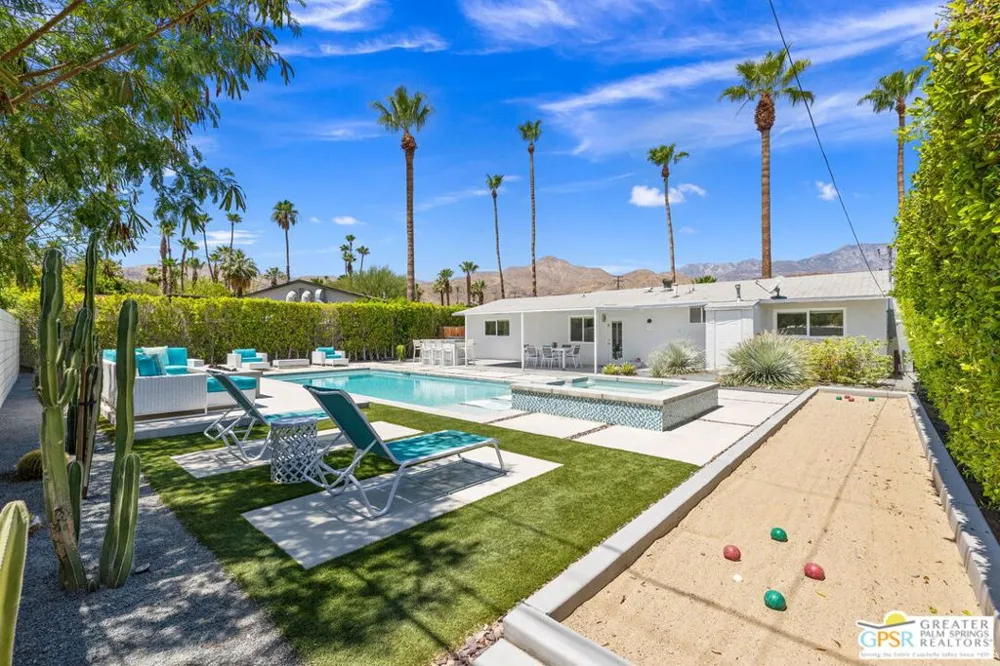 37512 Bankside Drive Cathedral City, CA 92234