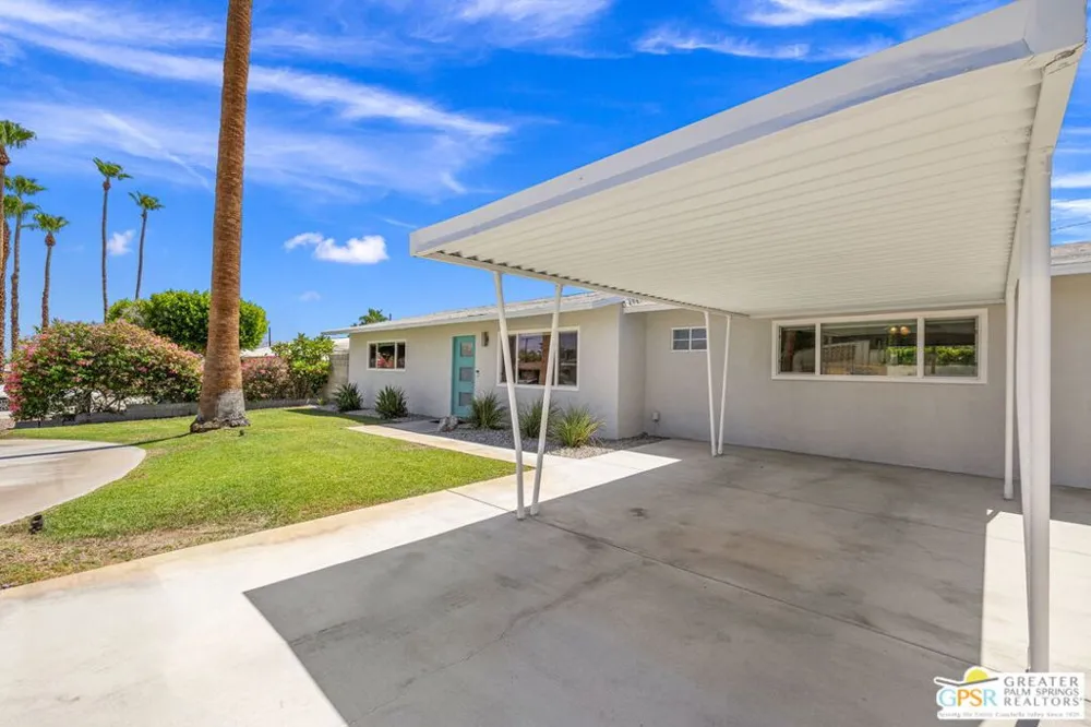 37512 Bankside Drive Cathedral City, CA 92234