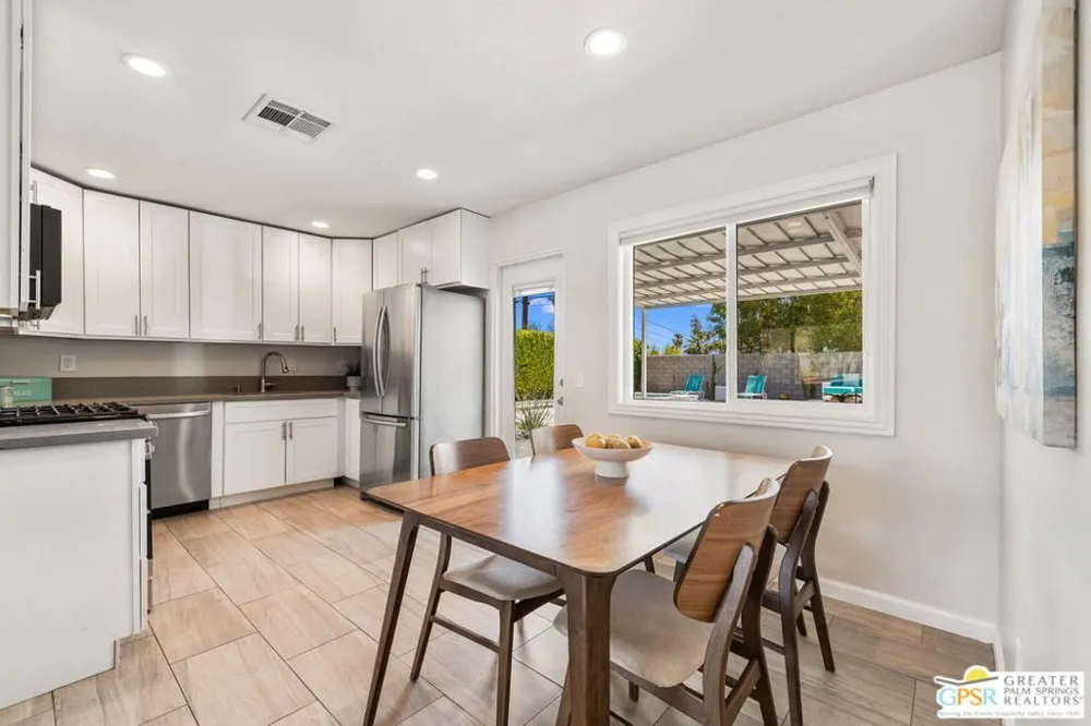 37512 Bankside Drive Cathedral City, CA 92234
