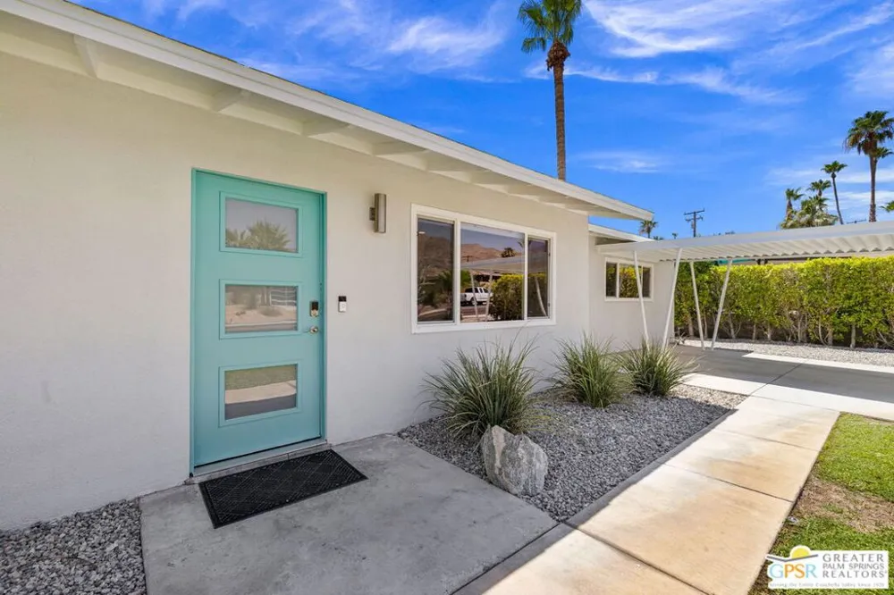 37512 Bankside Drive Cathedral City, CA 92234