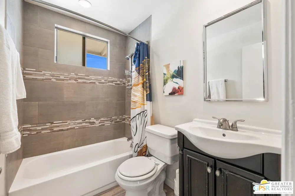 37512 Bankside Drive Cathedral City, CA 92234