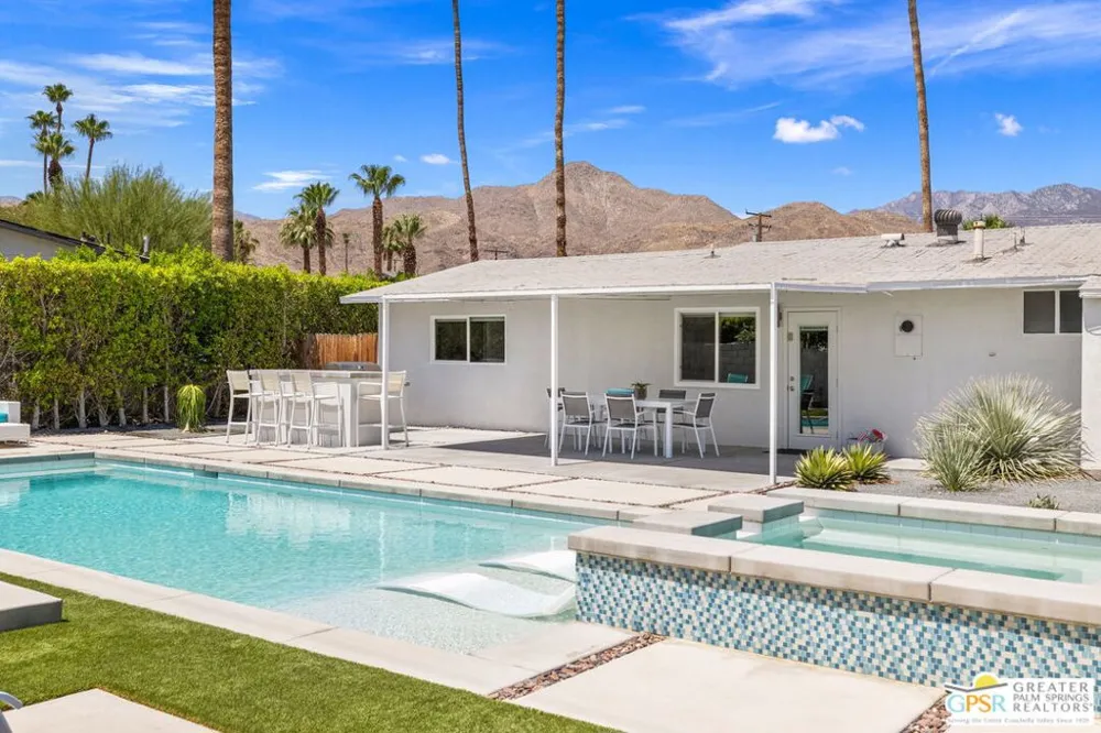37512 Bankside Drive Cathedral City, CA 92234