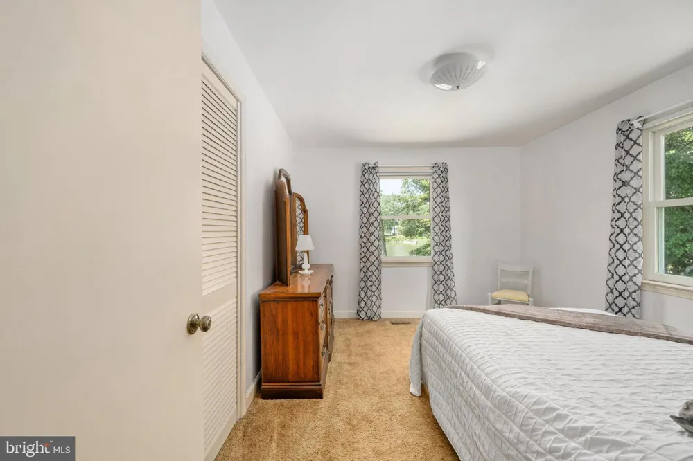 279 HARBOR DRIVE Reedville, VA 22539