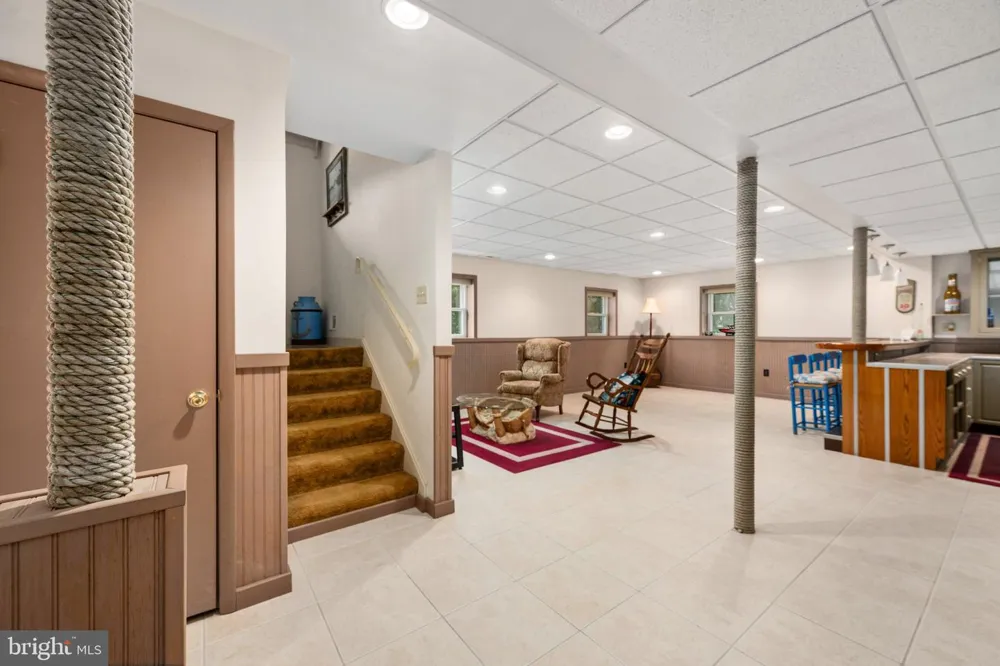 279 HARBOR DRIVE Reedville, VA 22539