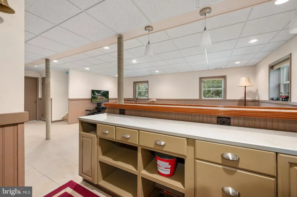 279 HARBOR DRIVE Reedville, VA 22539